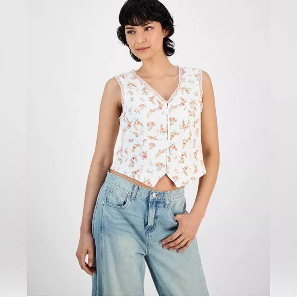 And Now This
Women's Lace-Trim V-Neck Woven Vest